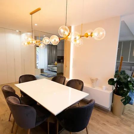 Wa27 Riverside Premium Apartment, 200m To The Old Town Apartamento